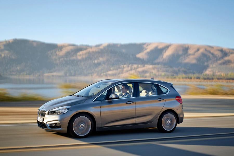  BMW 2-Series Active Tourer 2014 года  (фото 27 из 64)